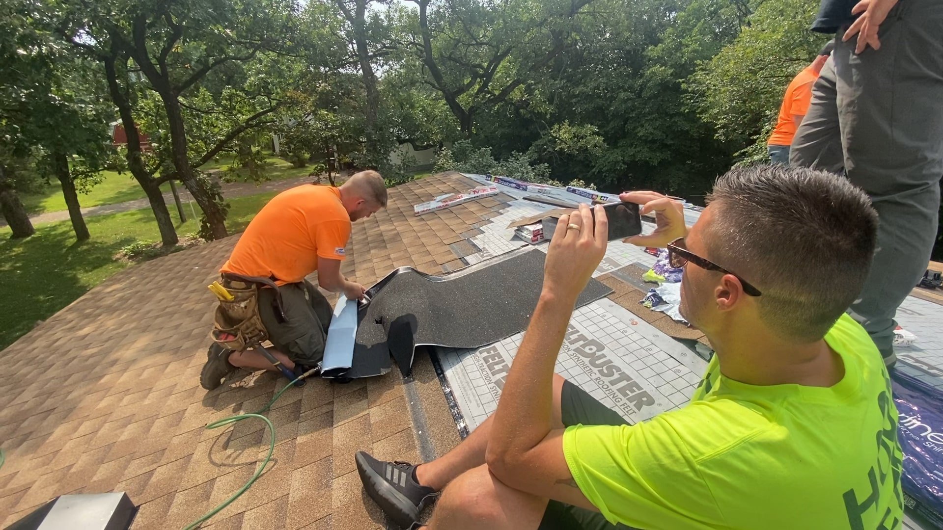 Roofing Marketing Guide 2022 - roofing marketing agency