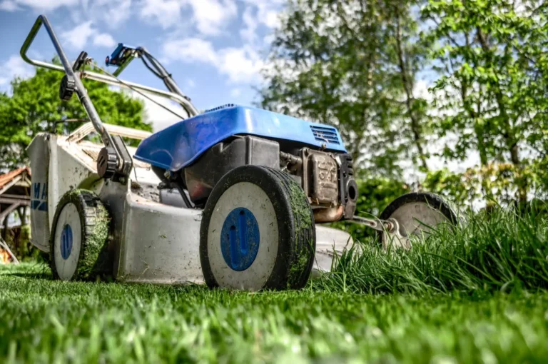 Landscaping SEO photo of a lawn mower